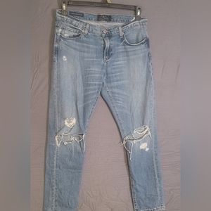 6/28 Lucky Brand Sienna Slim Boyfriend Jeans